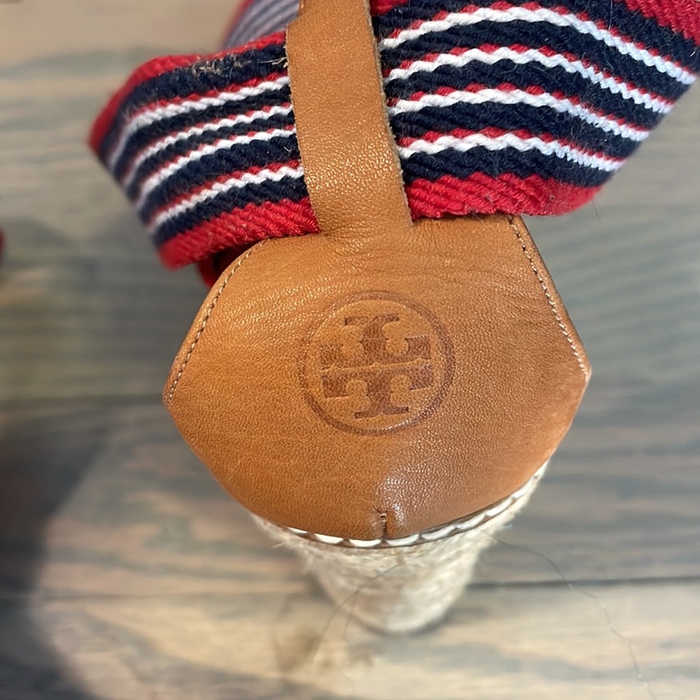 Tory Burch wedge sandals - Picture 3 of 4